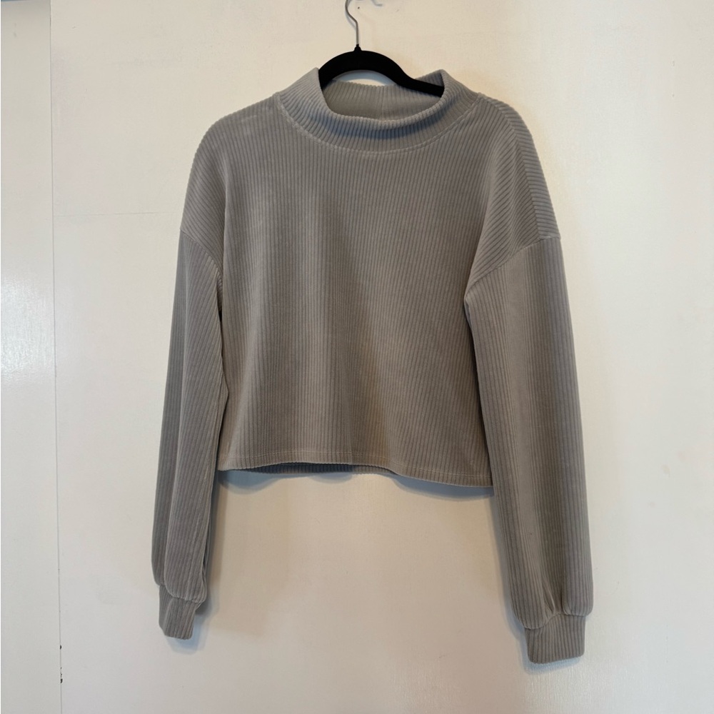 Women's Gray Ribbed Cropped Sweatshirt‎